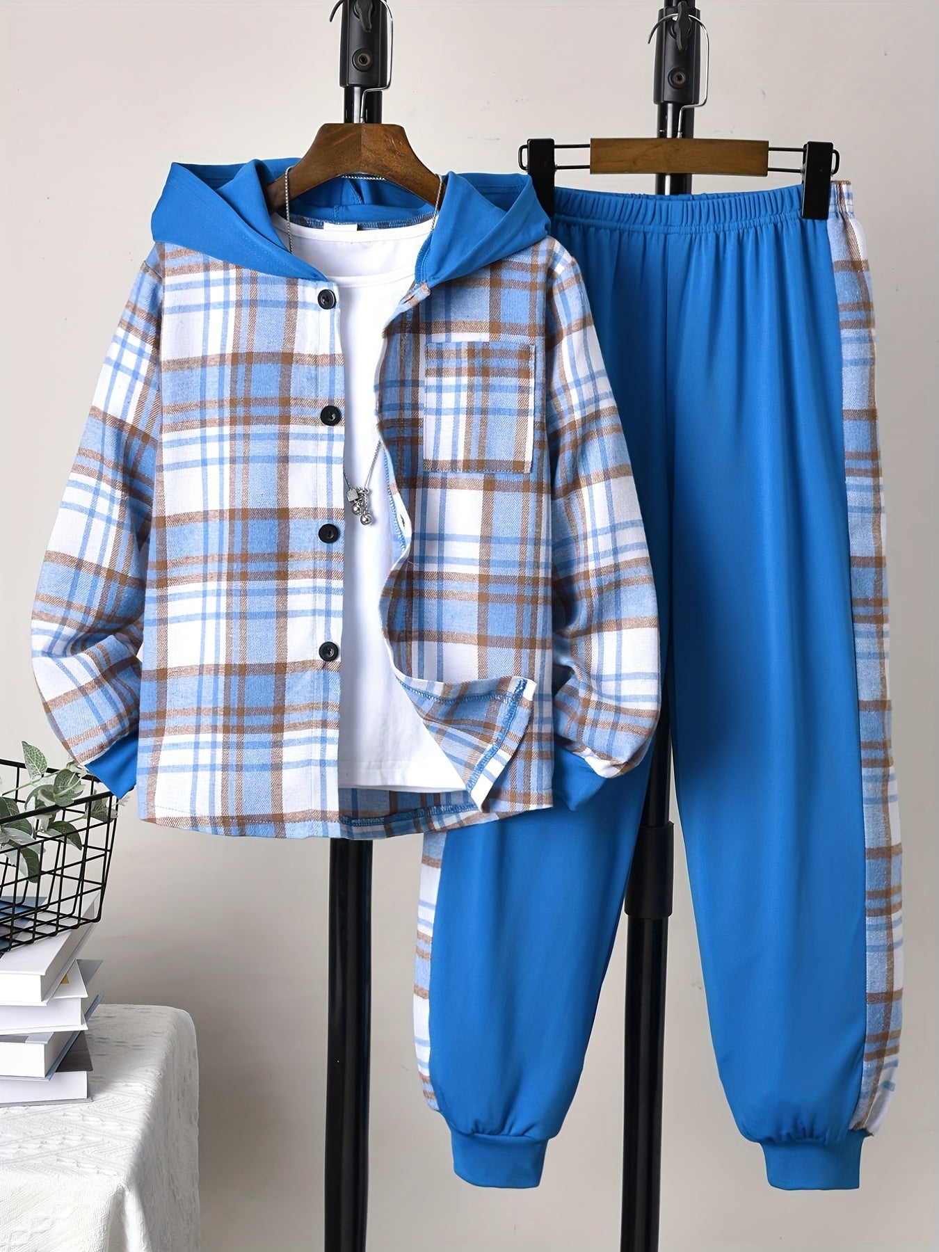 Boys Plaid Button Front Hooded Shirt Sweatpants Set