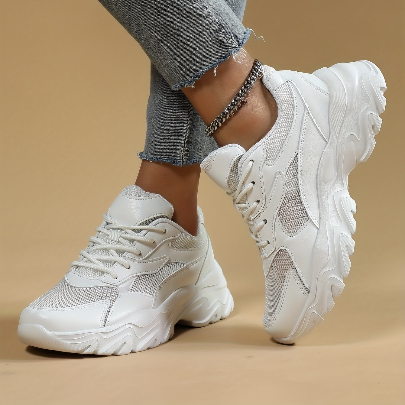 Women's Breathable Mesh Chunky Sneakers Casual Lace Up Outdoor Shoes