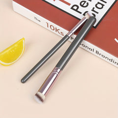 1pc Concealer Brush Soft Makeup Brush Makeup Tool