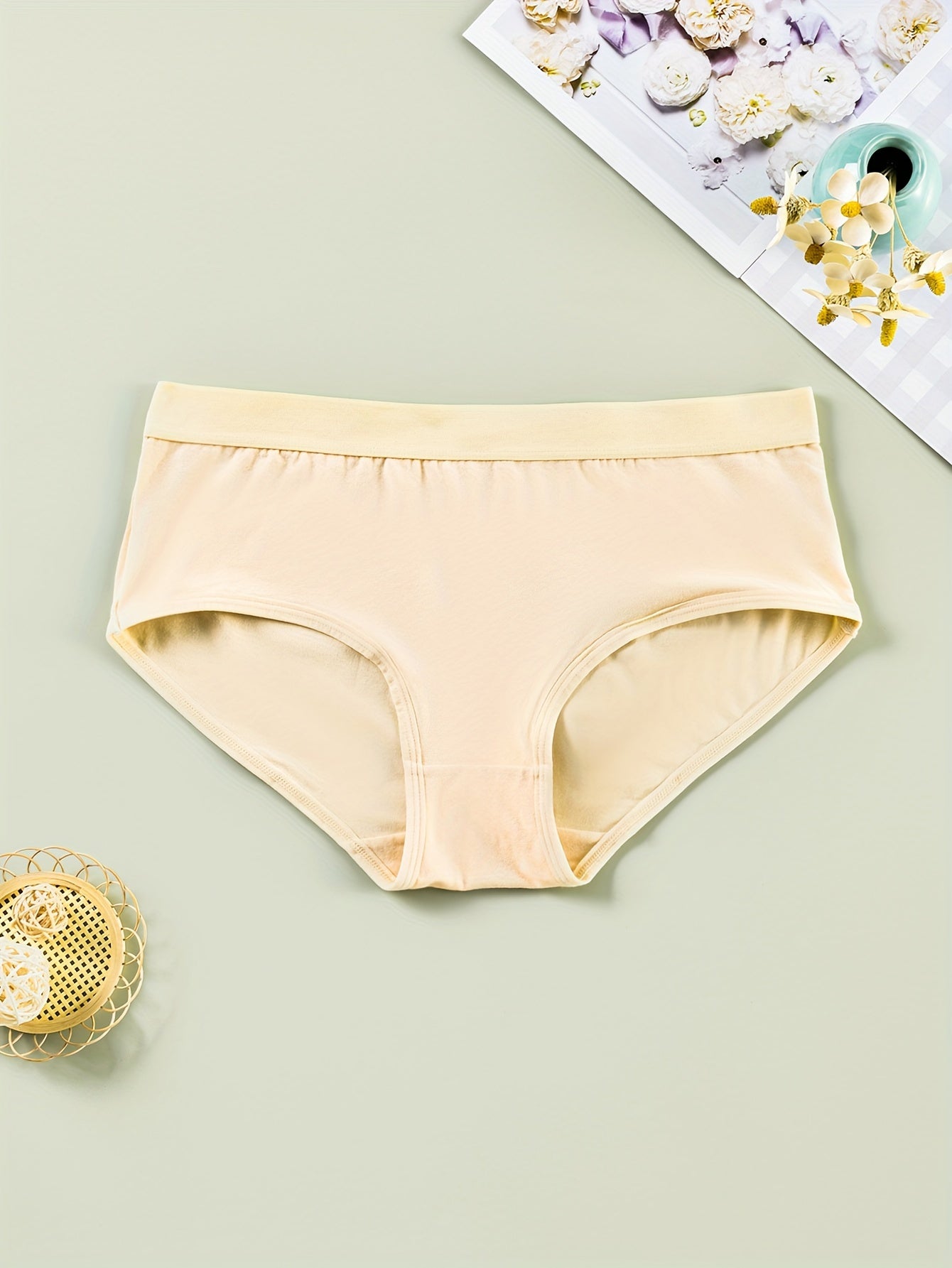 3 Pack Plus Size Breathable Mid Waisted Briefs Set