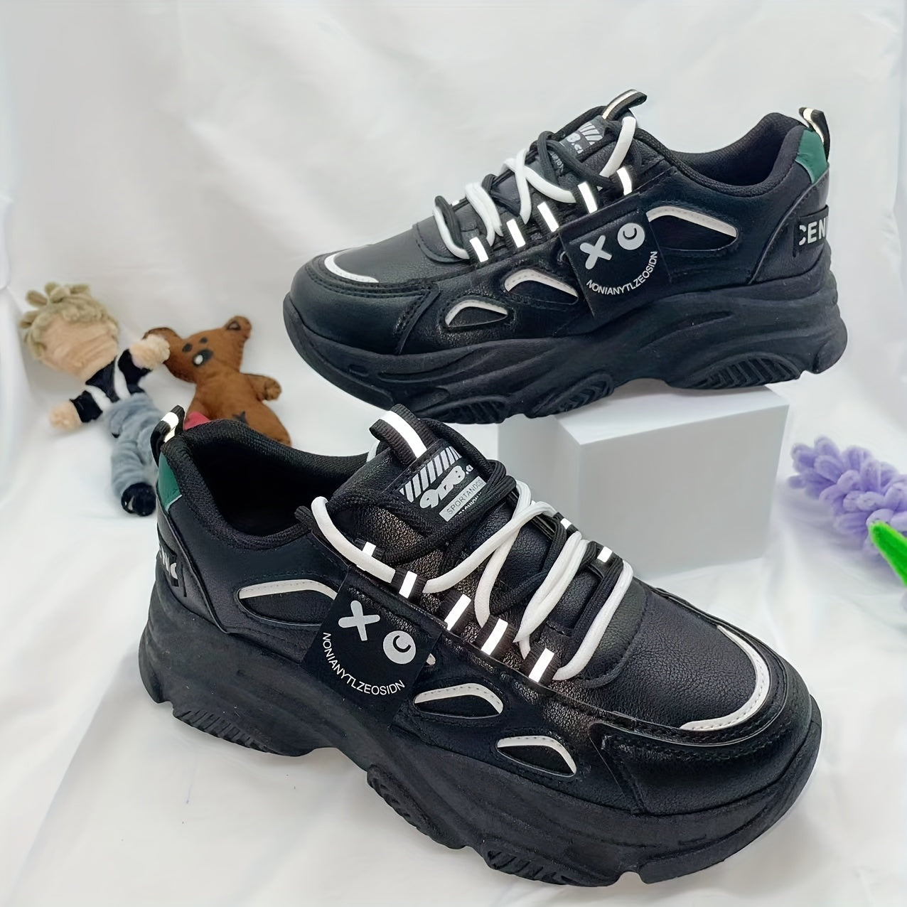 Women's Smiling Face Pattern Chunky Sneakers Lace Up Running Shoes Platform