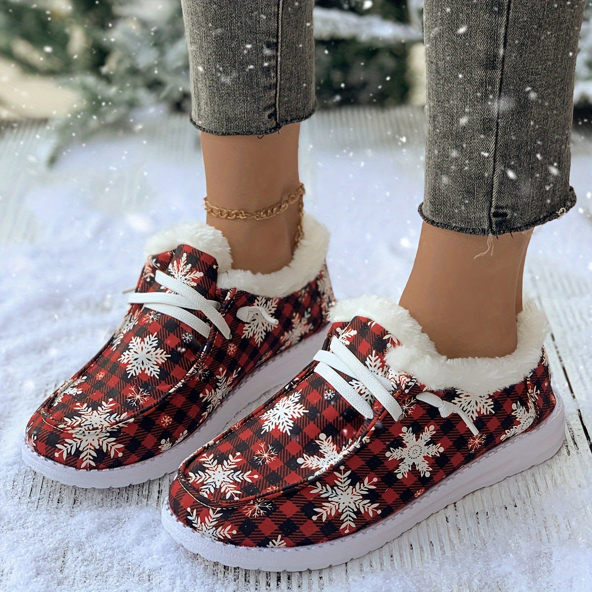 Women's Snow Boots Snowflakes & Plaid Print Plush Warm Lace-up Winter Christmas