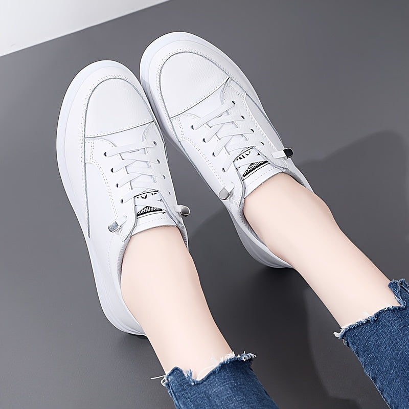 Non Slip Lightweight Skate Shoes Wear Resistance Low Cut Lace Up Sneakers