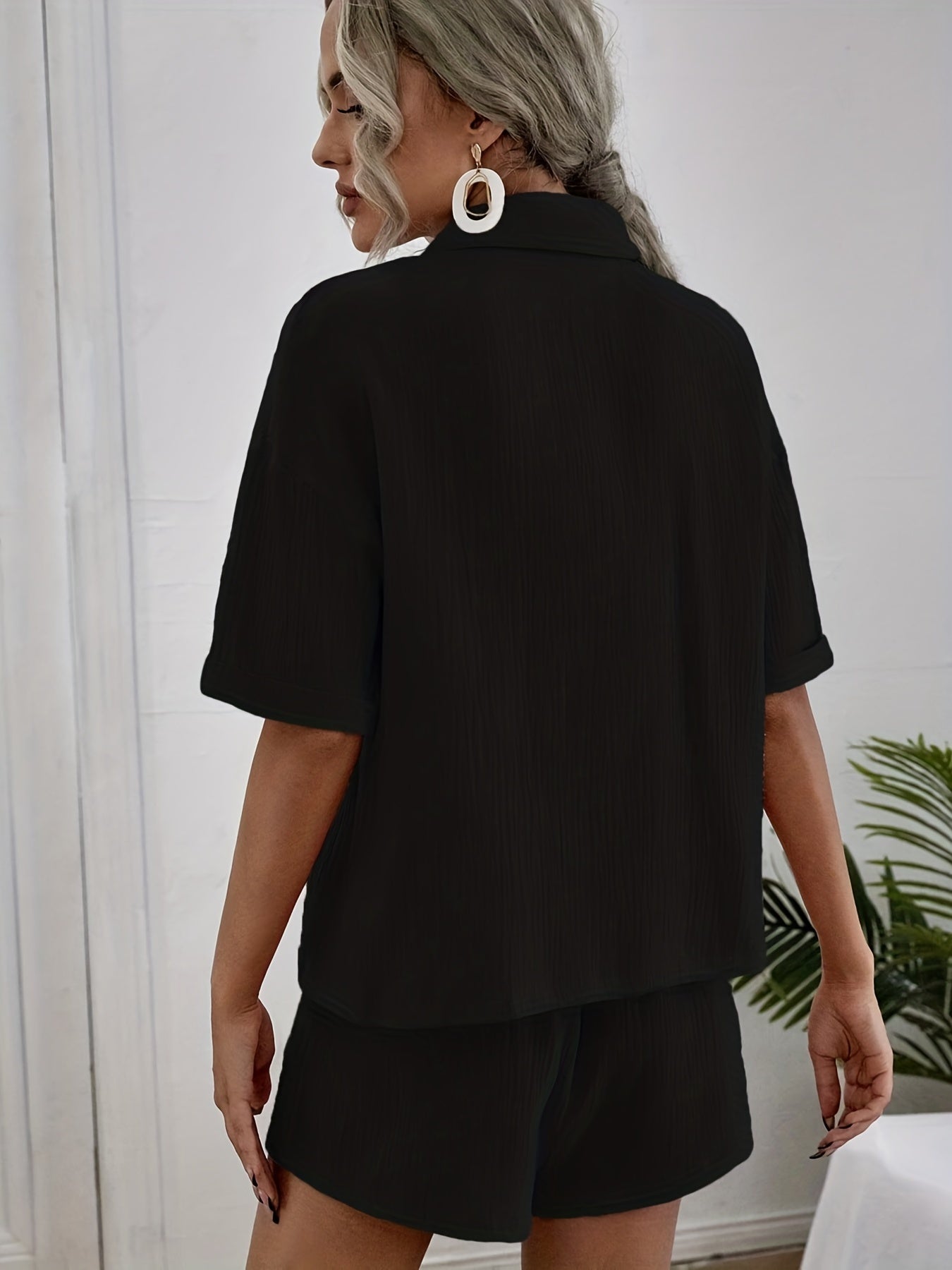 Casual Button Front T-shirt & Elastic Waist Shorts Set