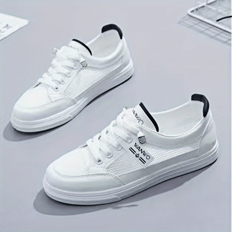 Women's Slip On Flat Sneakers Low Round Toe Mesh Breathable Shoes