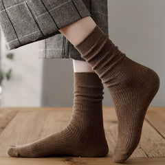 10 Pairs Women's Solid Mid Tube Socks - Comfy & Breathable Stockings