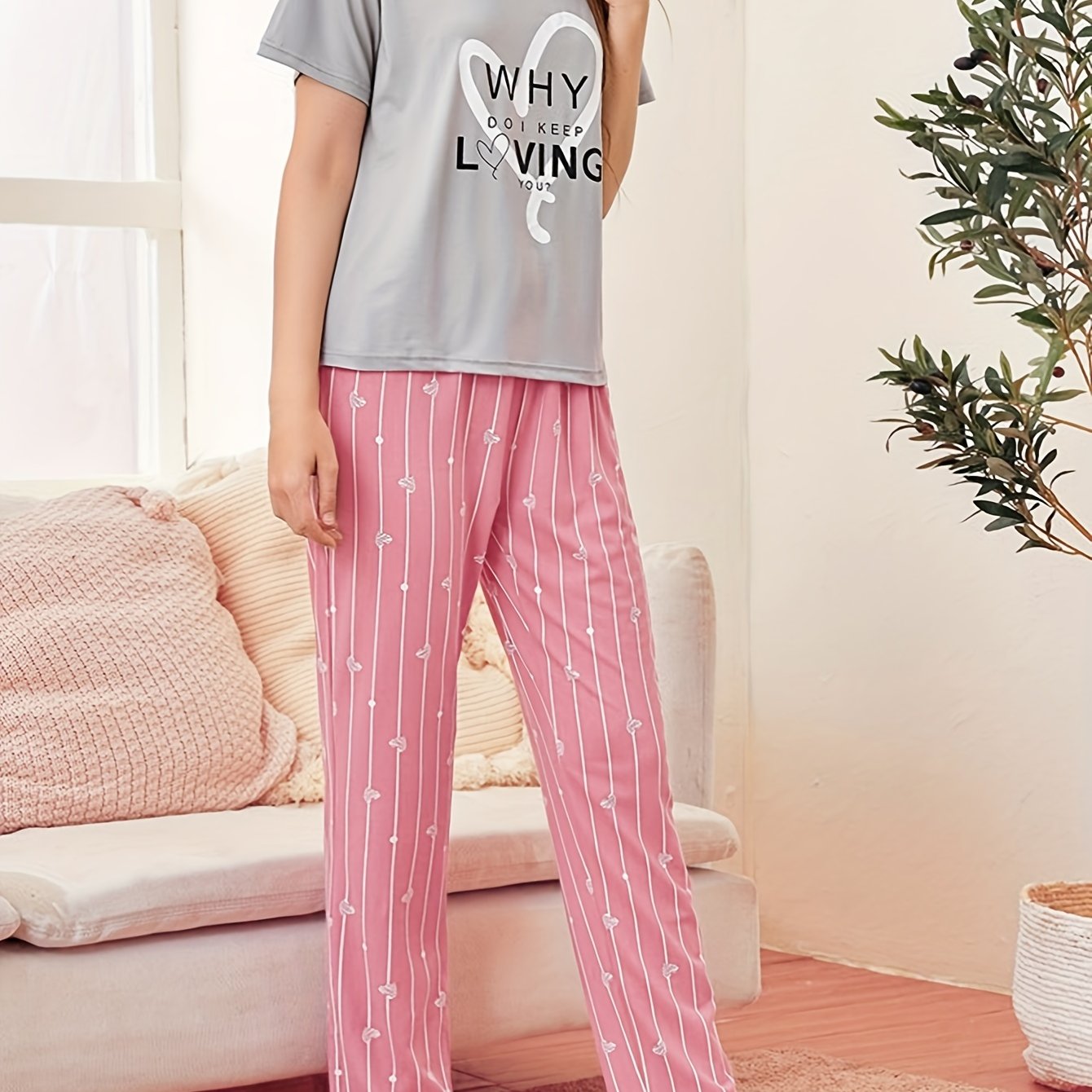 Heart Print Pajama Set Short Sleeve Crew Neck Top & Elastic Waistband Pants