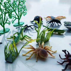 Insect Plant Model Set 16pcs Scorpion Spider Ladybug Stick Insect Centipede