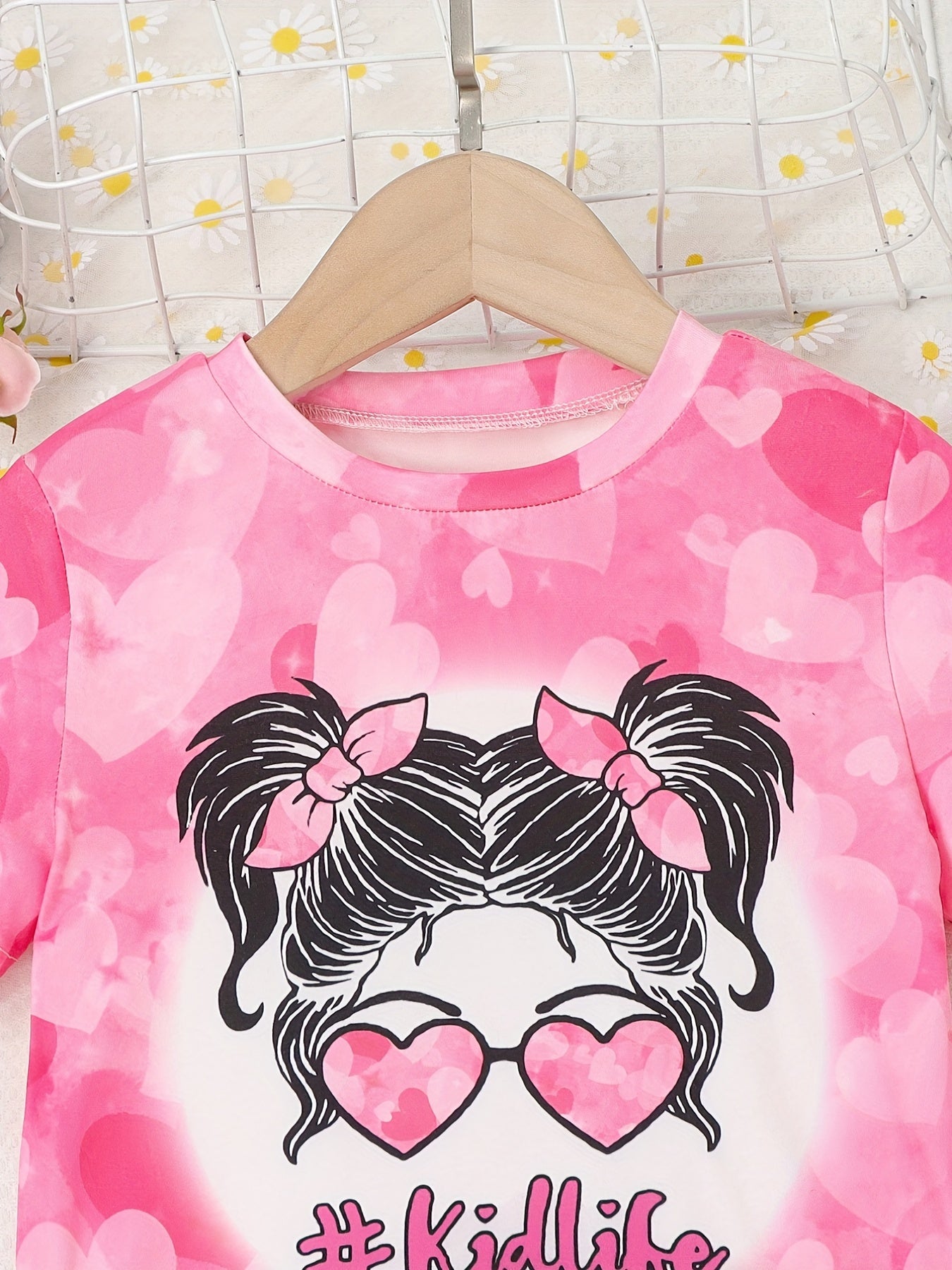 Girls Portrait KIDLIFE Love Short Sleeve T-shirt & Gradient Love Shorts Set