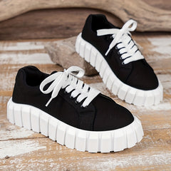 Women's Colorful Print Canvas Sneakers Round Toe Lace up Outdoor Shoes