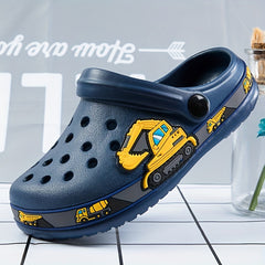 Kids Clogs Garden Shoes With Charms Lightweight Non-slip Beach Shoes