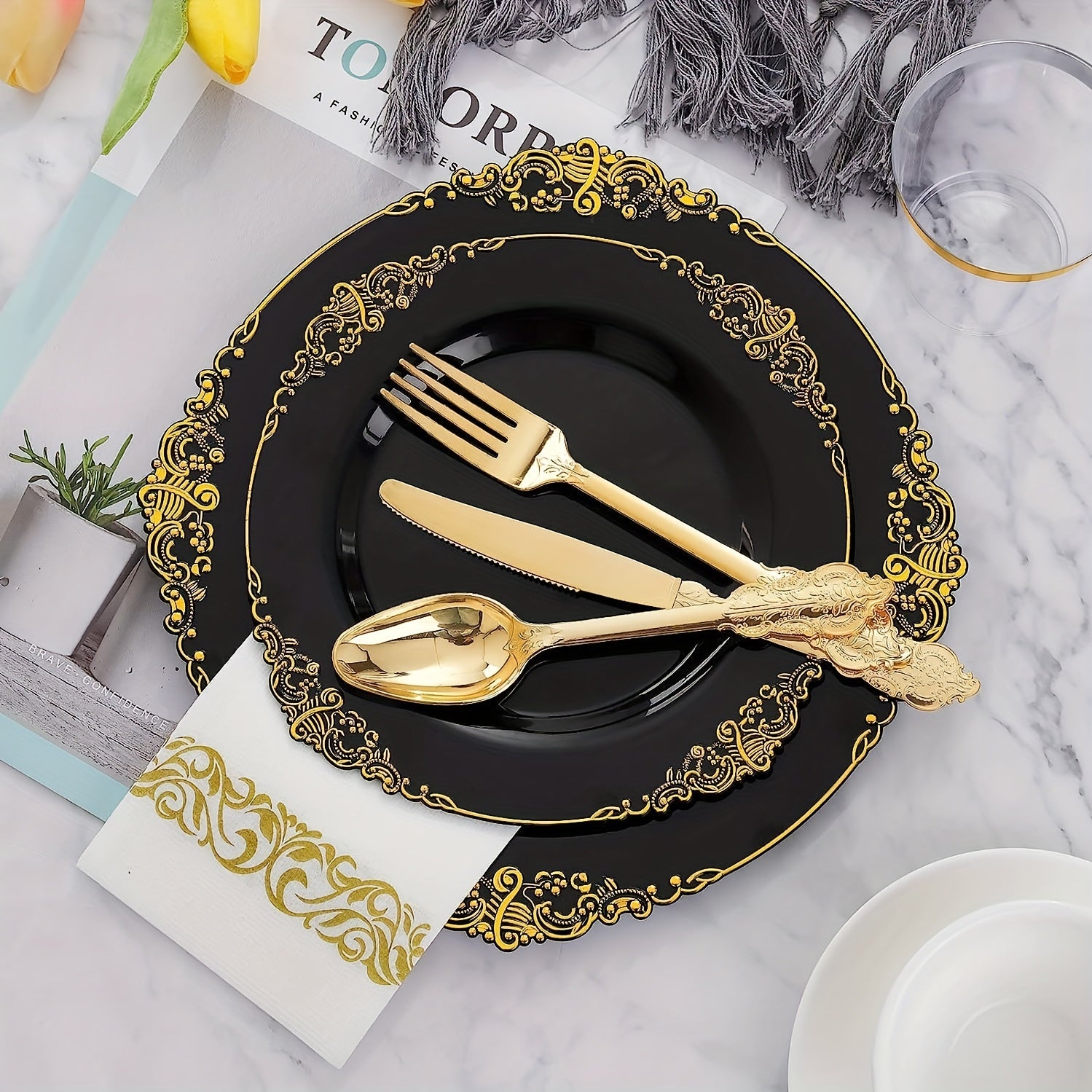 175pcs Disposable Dinnerware Sets for Halloween Party Decor