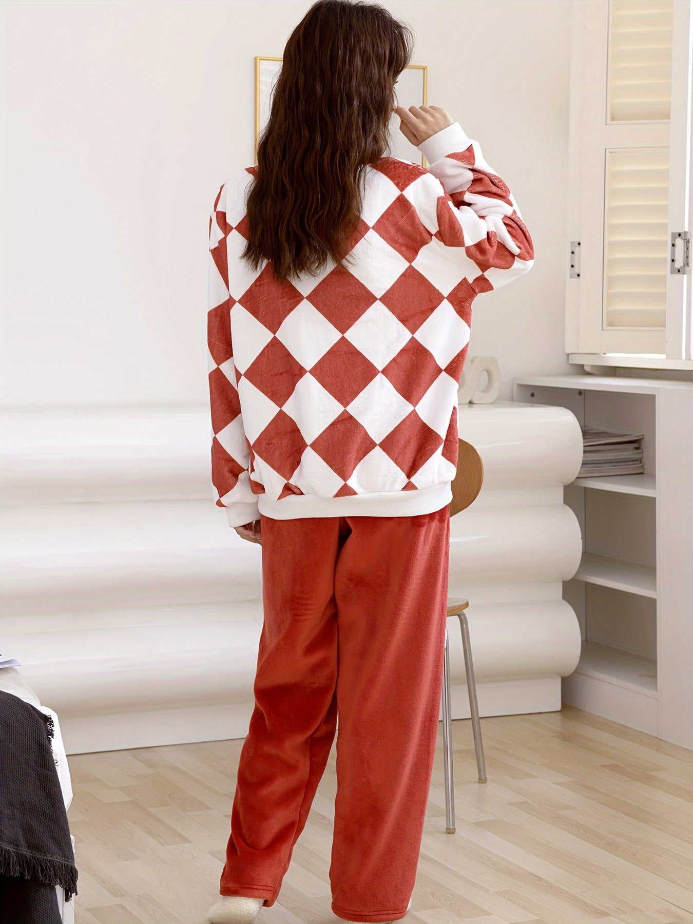 Cartoon Print Pajama Set Warm Long Sleeve Crew Neck Top & Lounge Pants