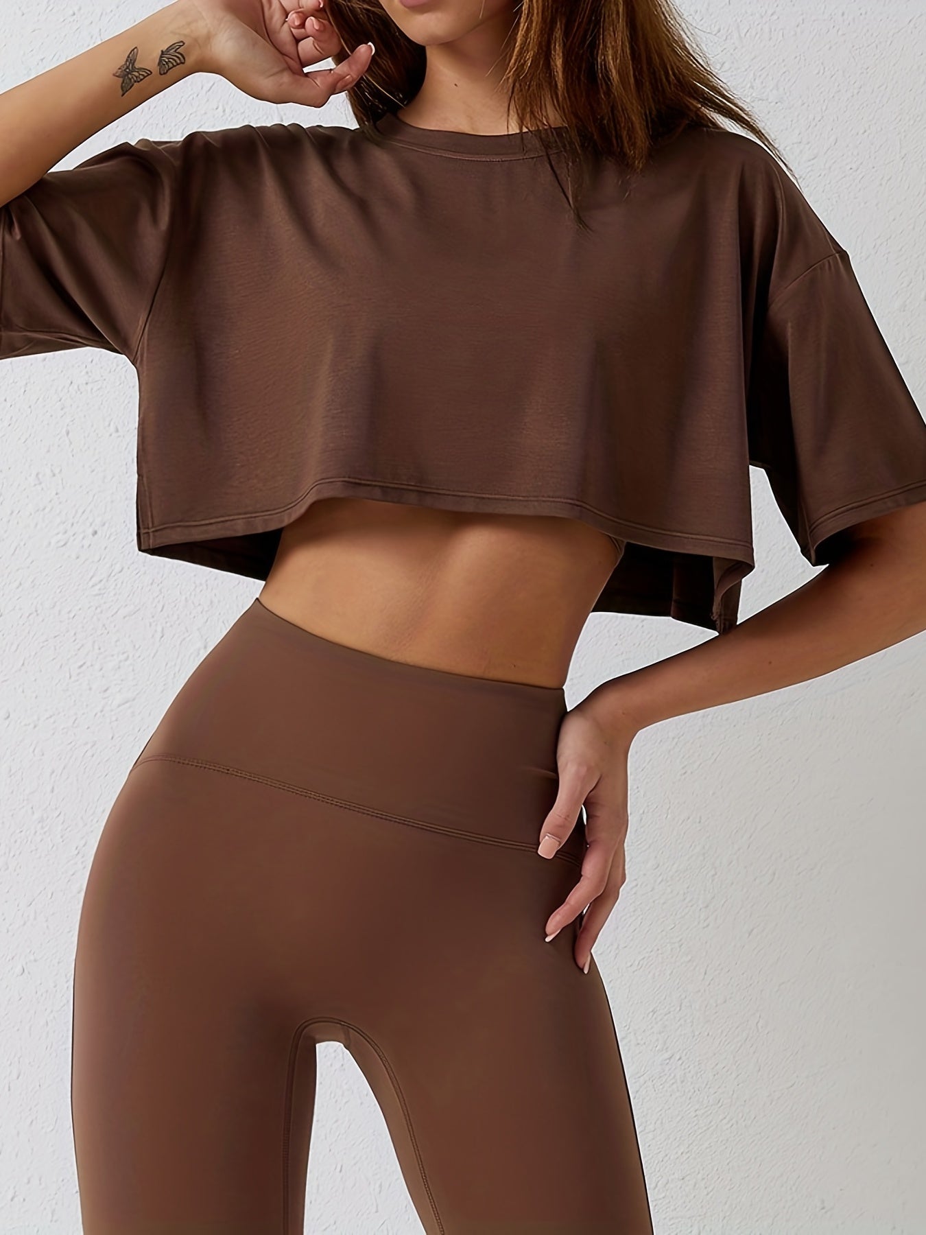 Women's Solid Short Casual Sports Cropped T Shirt Loose Round Neck Workout Top