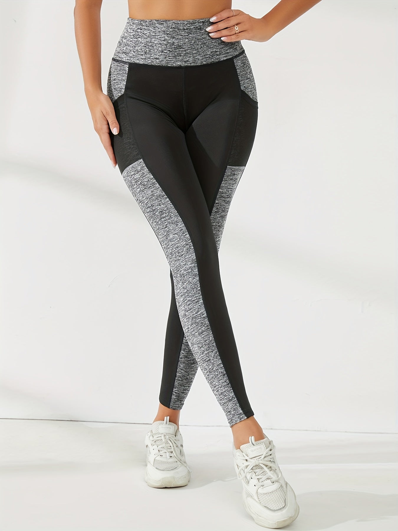Breathable Yoga Pants with Phone Pocket
