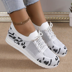 Women's Colorblock Woven Sneakers Low Lace Up Round Toe Lightweight Soft Shoes