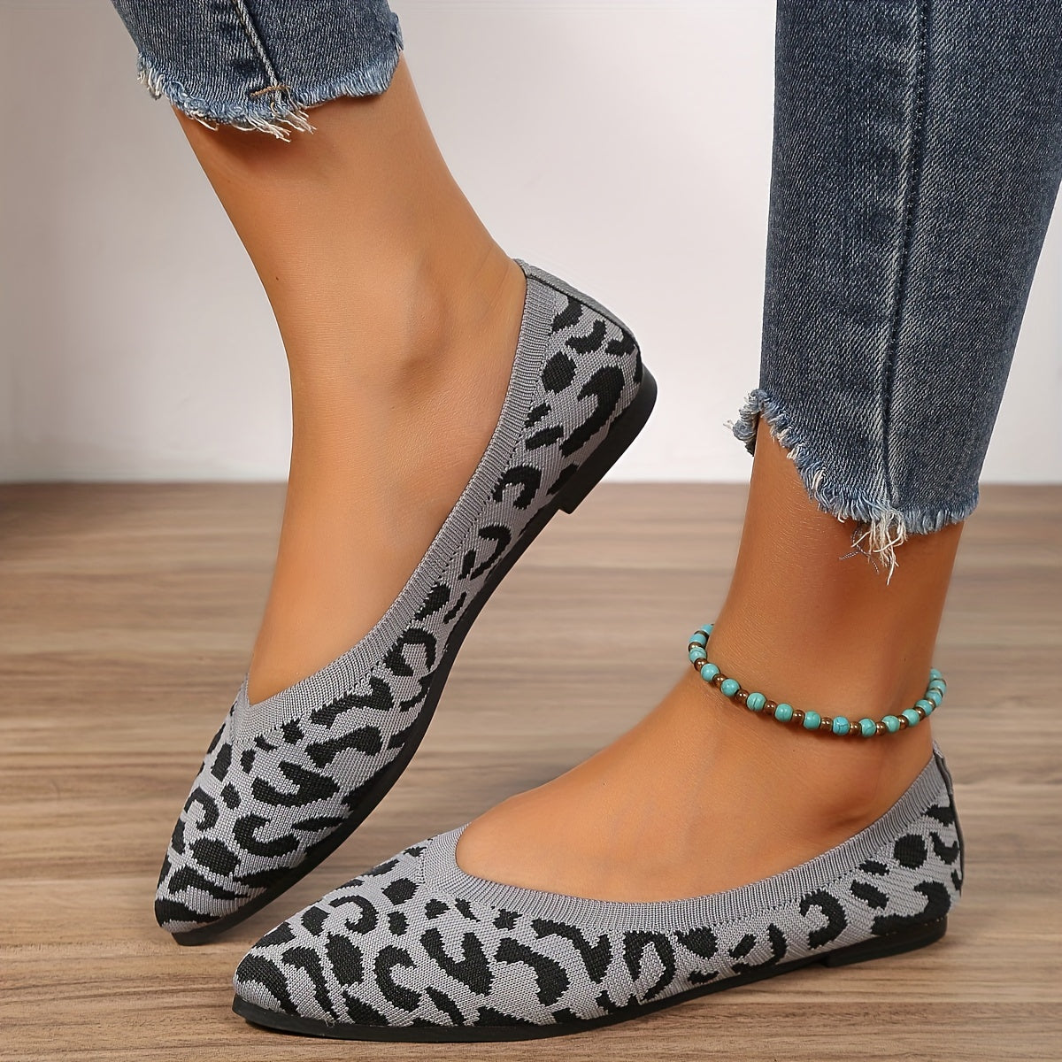 Leopard Print Flats Pointed Toe Slip On Shoes Soft Sole Ballet Flats