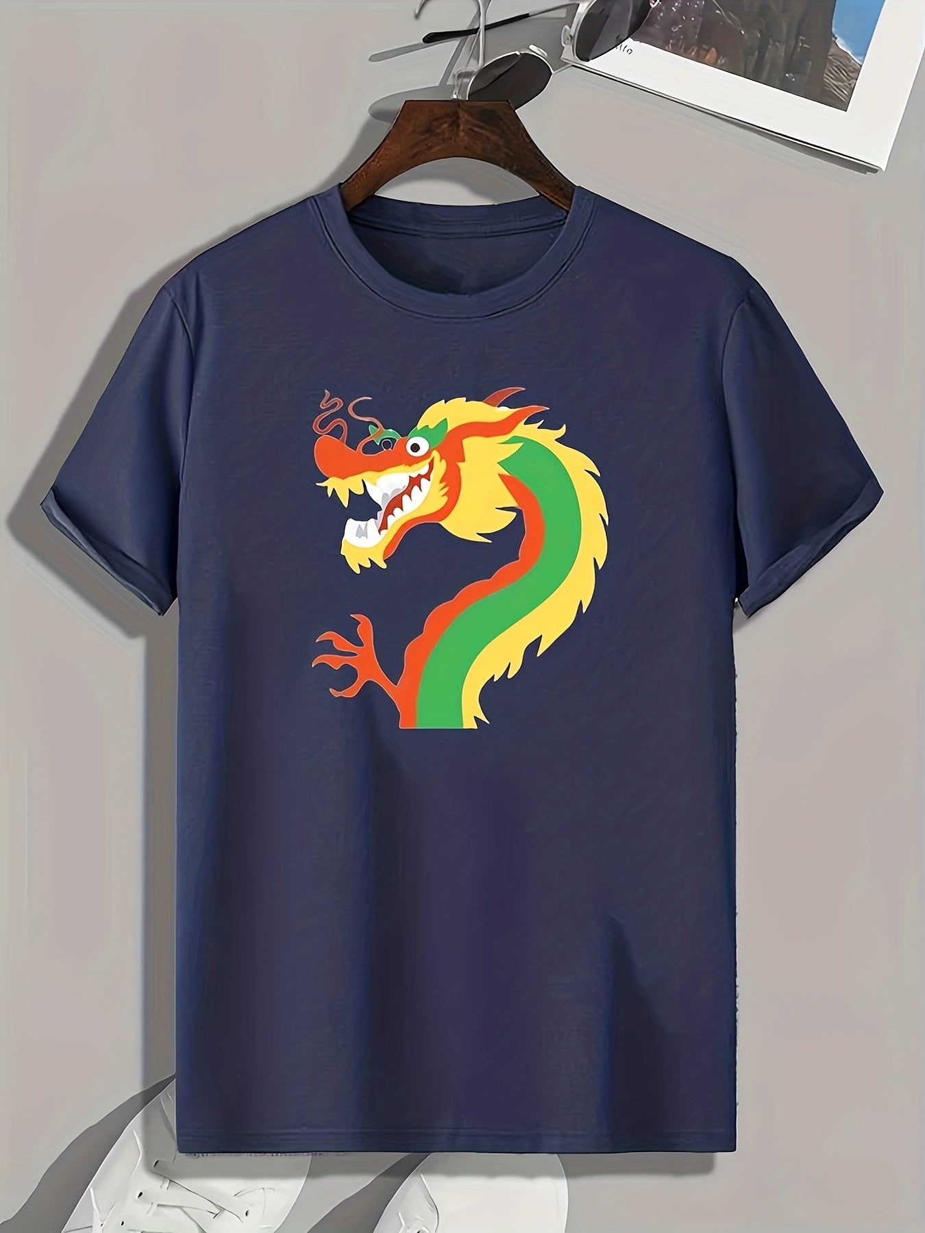Dragon Pattern Print Men's Sports T-shirt