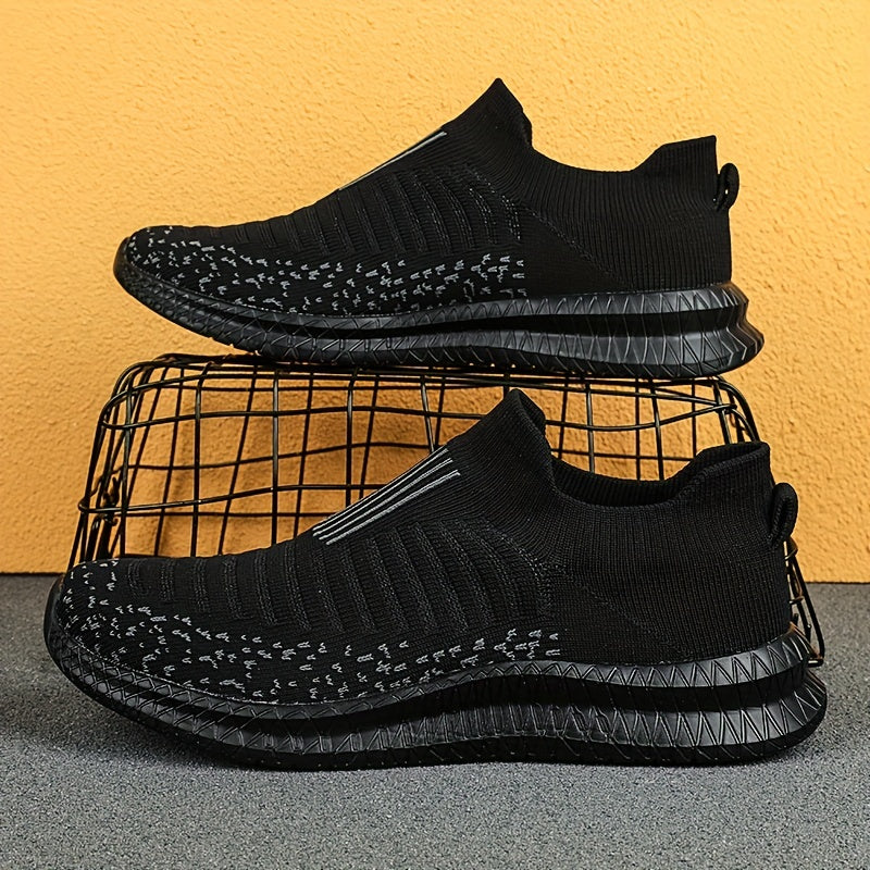 Men's Lightweight Slip On Casual Shoes For Traveling Jogging