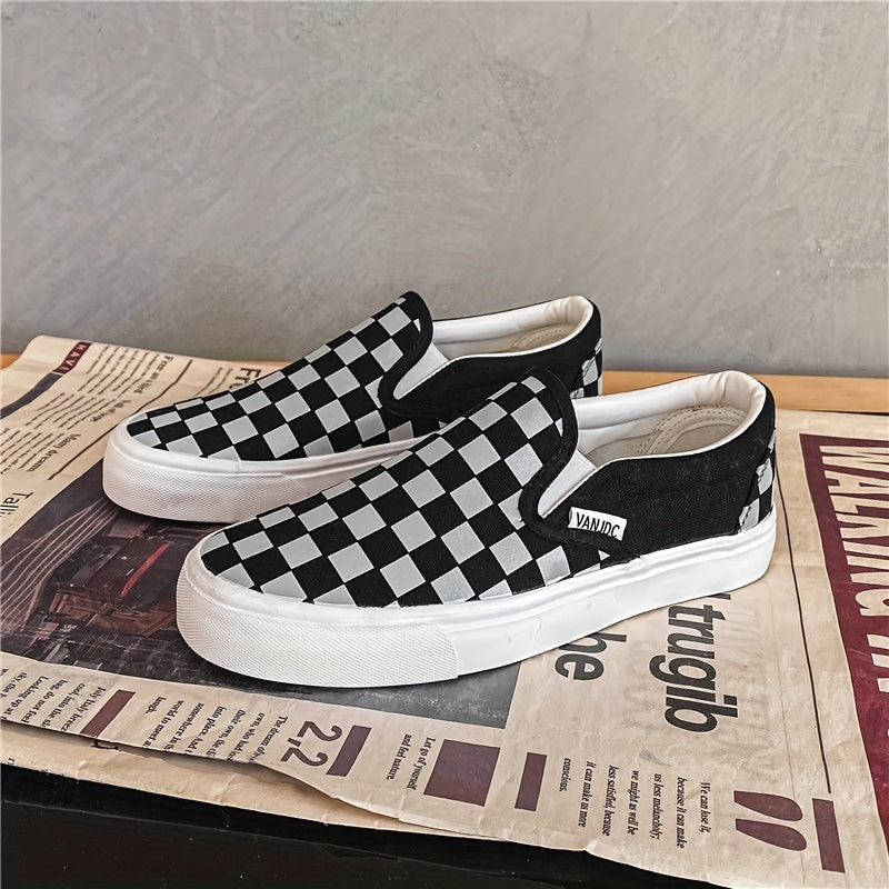 Women's Checkerboard Pattern Sneakers Slip On Low Top Canvas Shoes