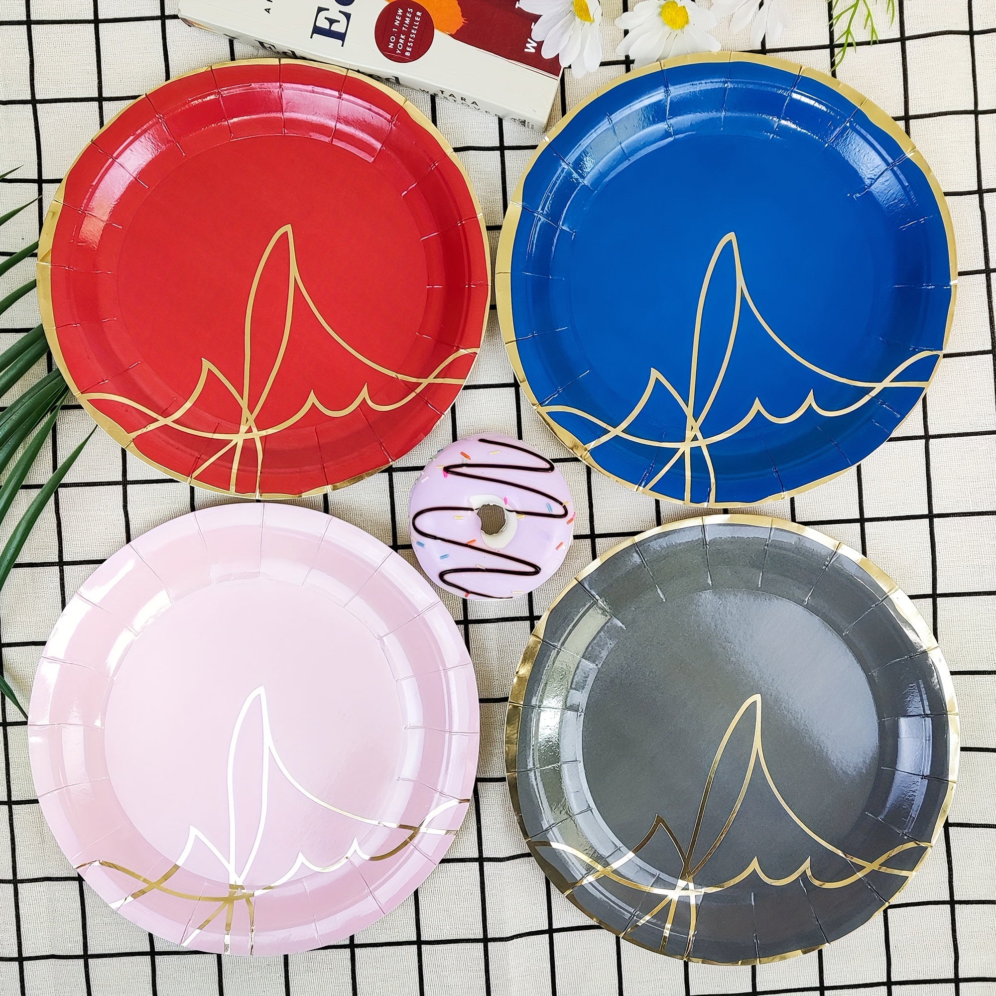 8pcs Disposable Plates for Dinner, Dessert - Birthday Party Decor