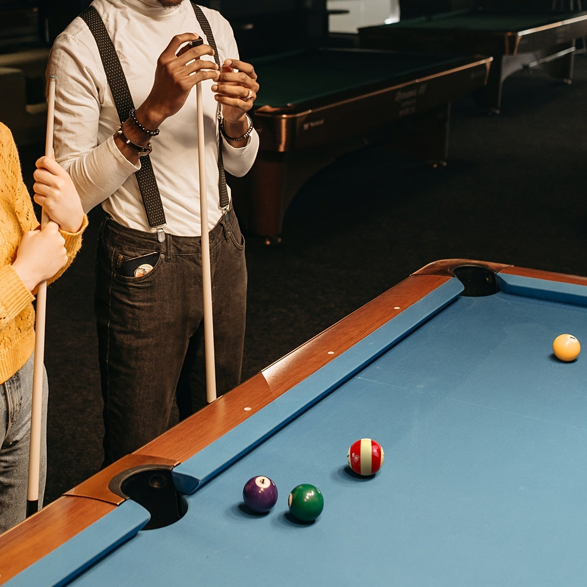 Billiards Cue Ball for Training and Practice with Clear Lines and Dots