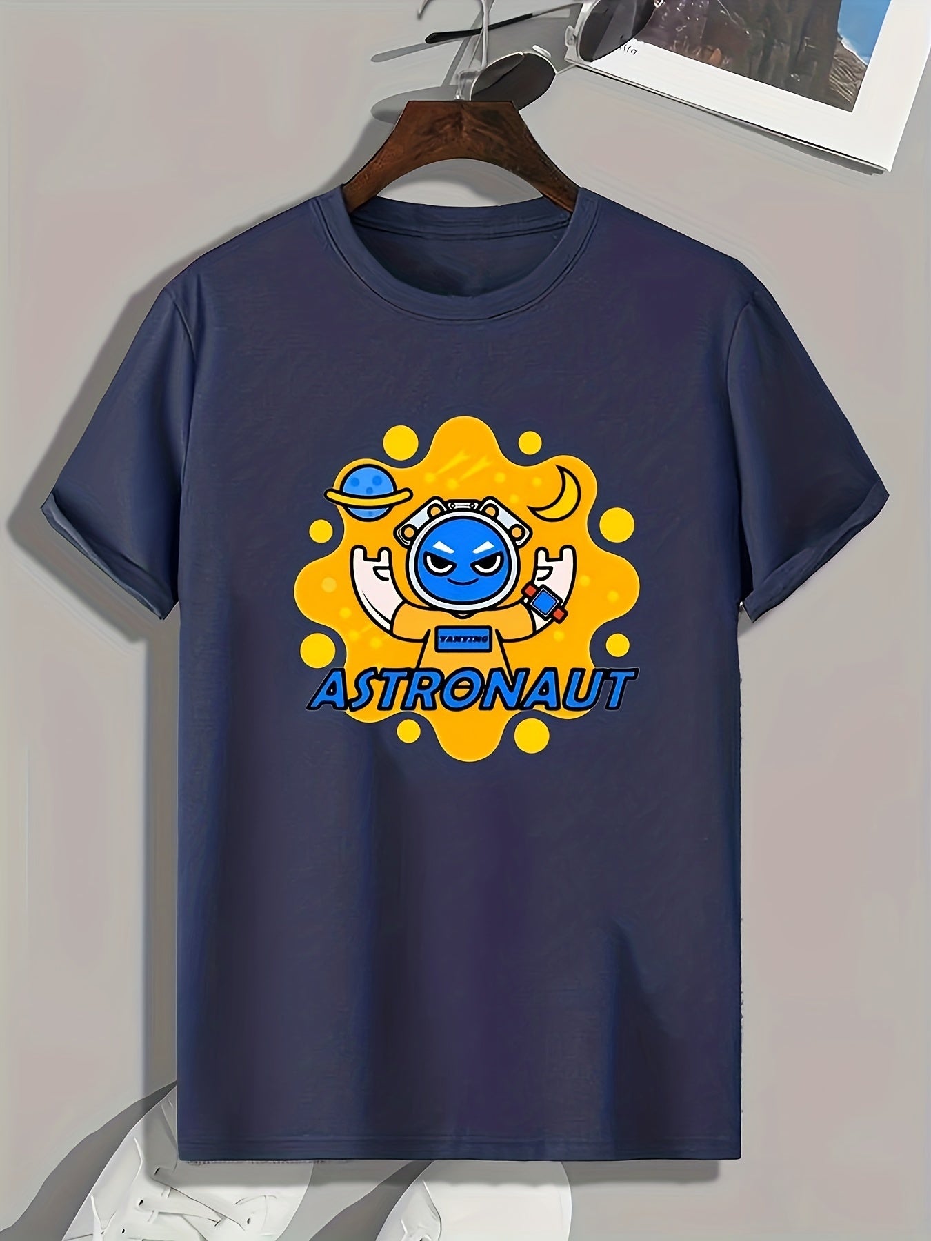 Astronaut Print Men's Graphic T-shirt Casual Comfy Tees
