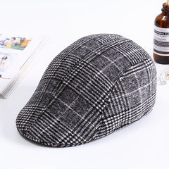Men's Retro Cap Plaid Hat for Autumn and Winter