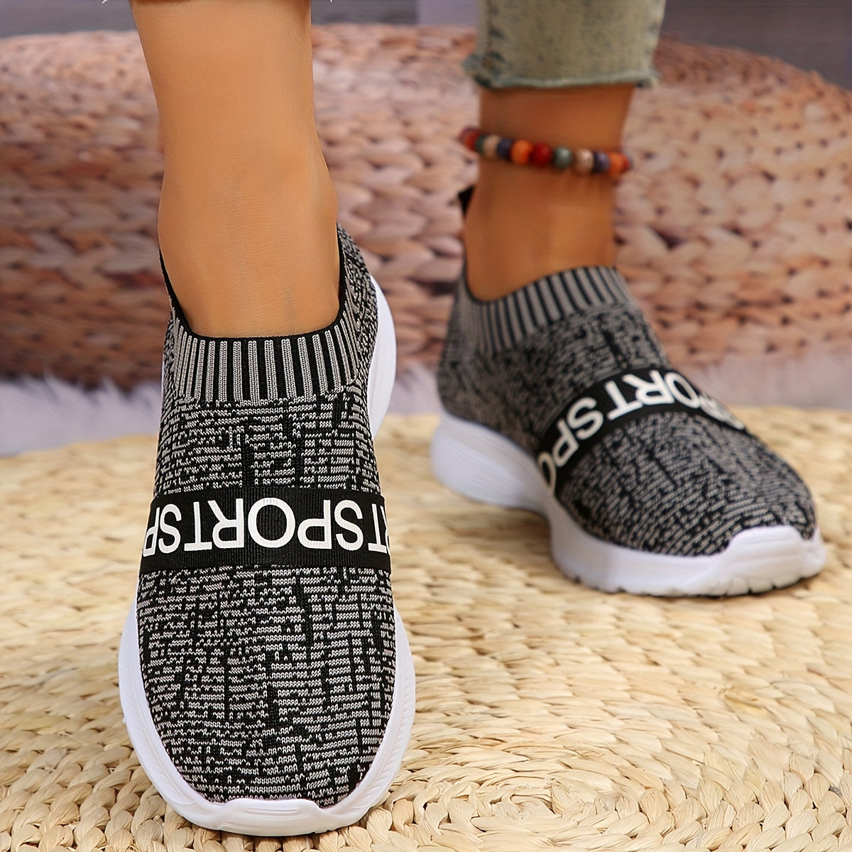 Women's Letter Printed Slip On Sneakers Lightweight Outdoor Casual Shoes