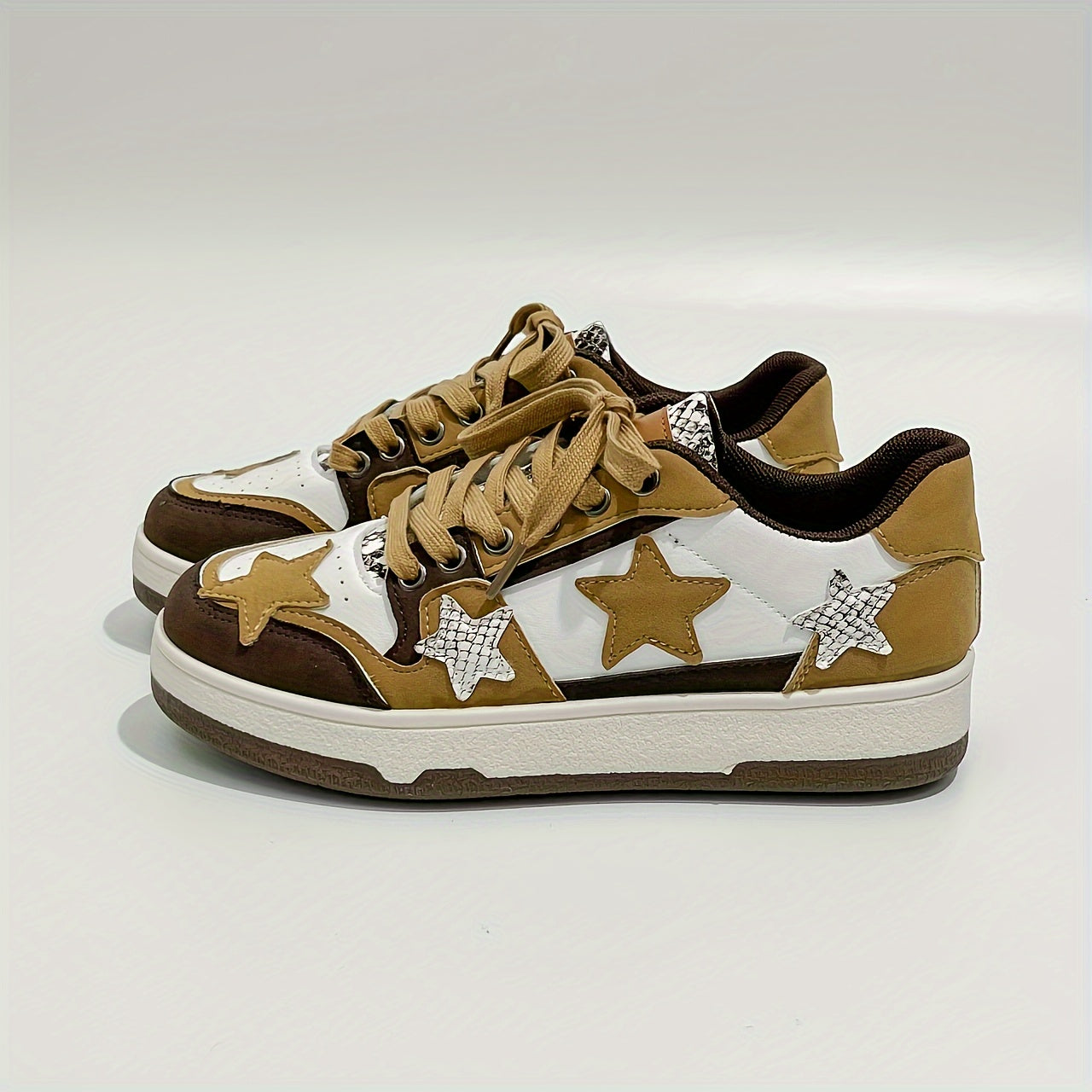 Women's Star Graphic Lace Up Skate Shoes Thick Sole Patchwork Flatform