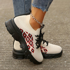 Women's Fashionable Breathable Mesh Road Running Shoes