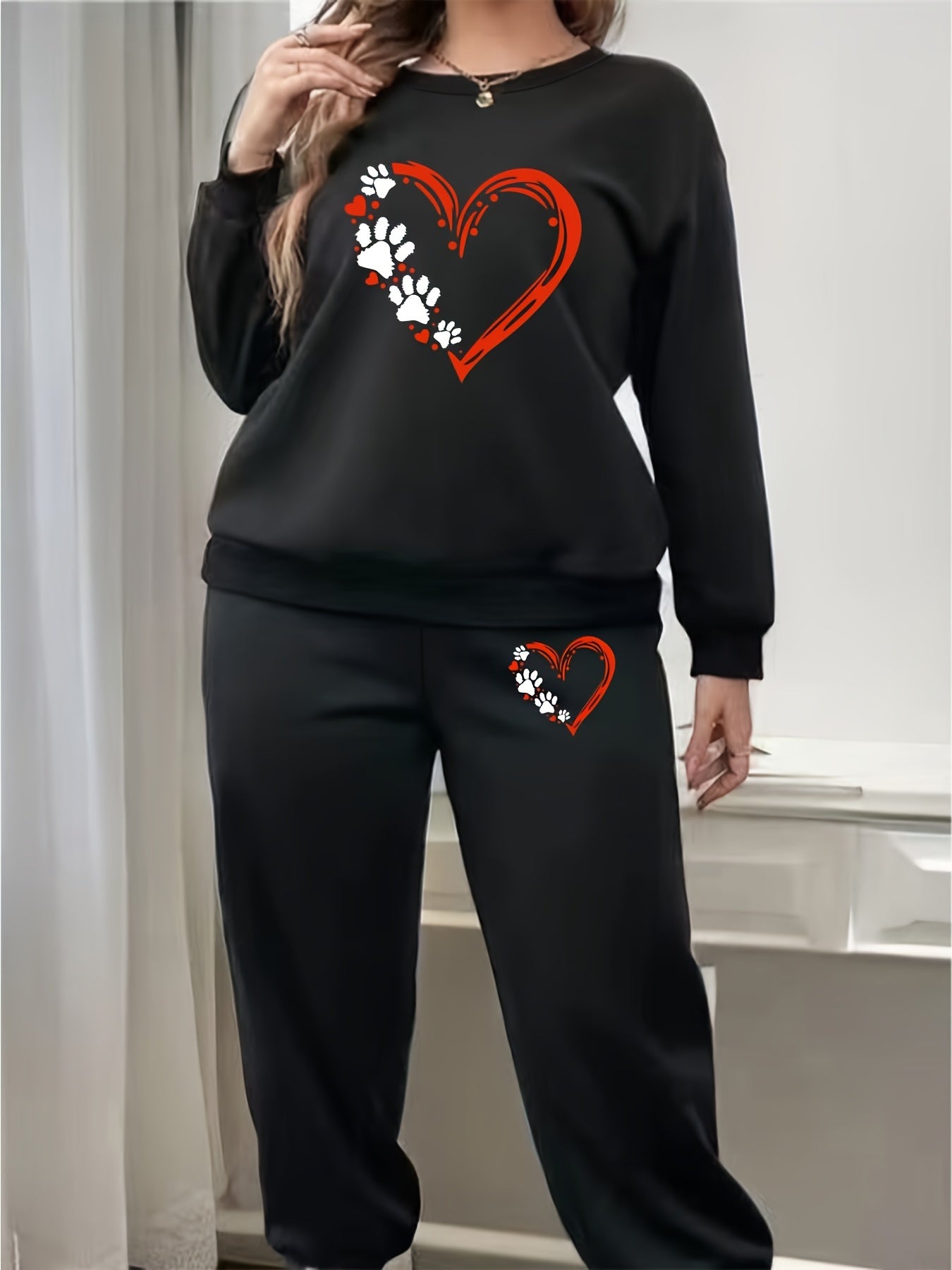 Women's Plus Heart & Paw Print Liner Fleece Sweatshirt & Jogger Set