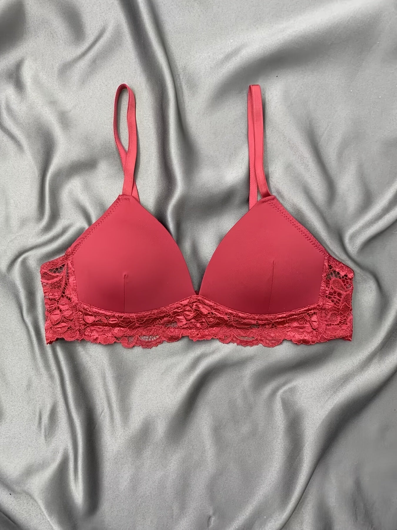Soft Wireless Lace Trim Bra Thin Everyday Bra