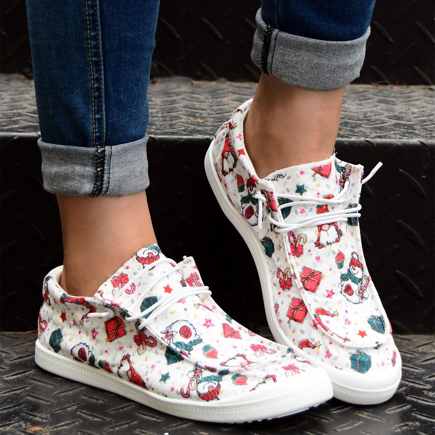 Christmas Print Sneaker Lace Up Canvas Shoes Women's Footwear