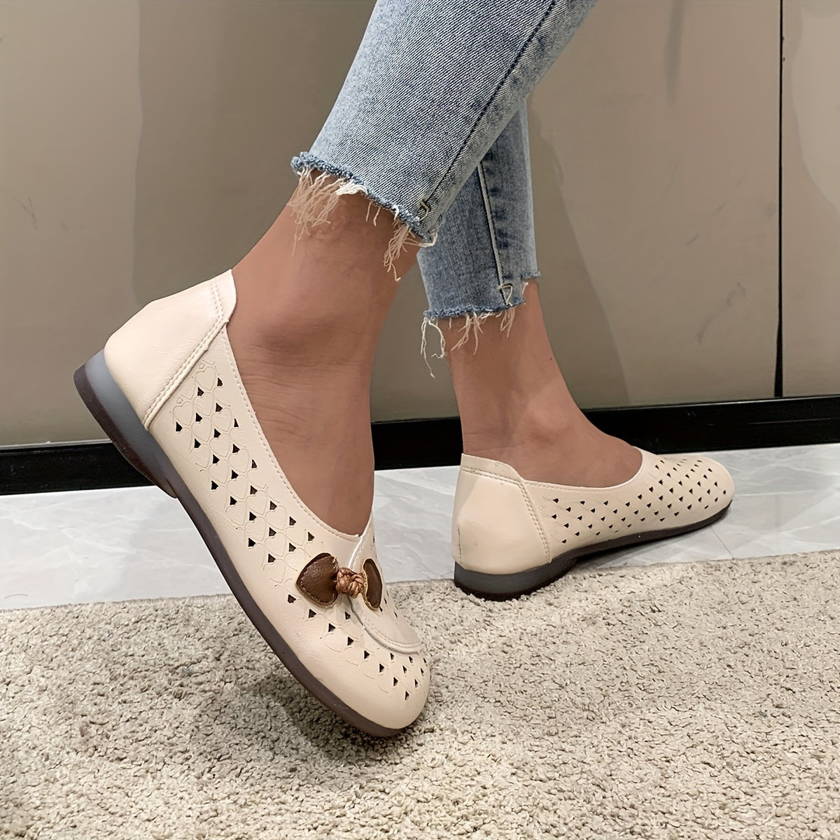 Women's Hollow Out Flat Slip-On Soft Sole Shoes