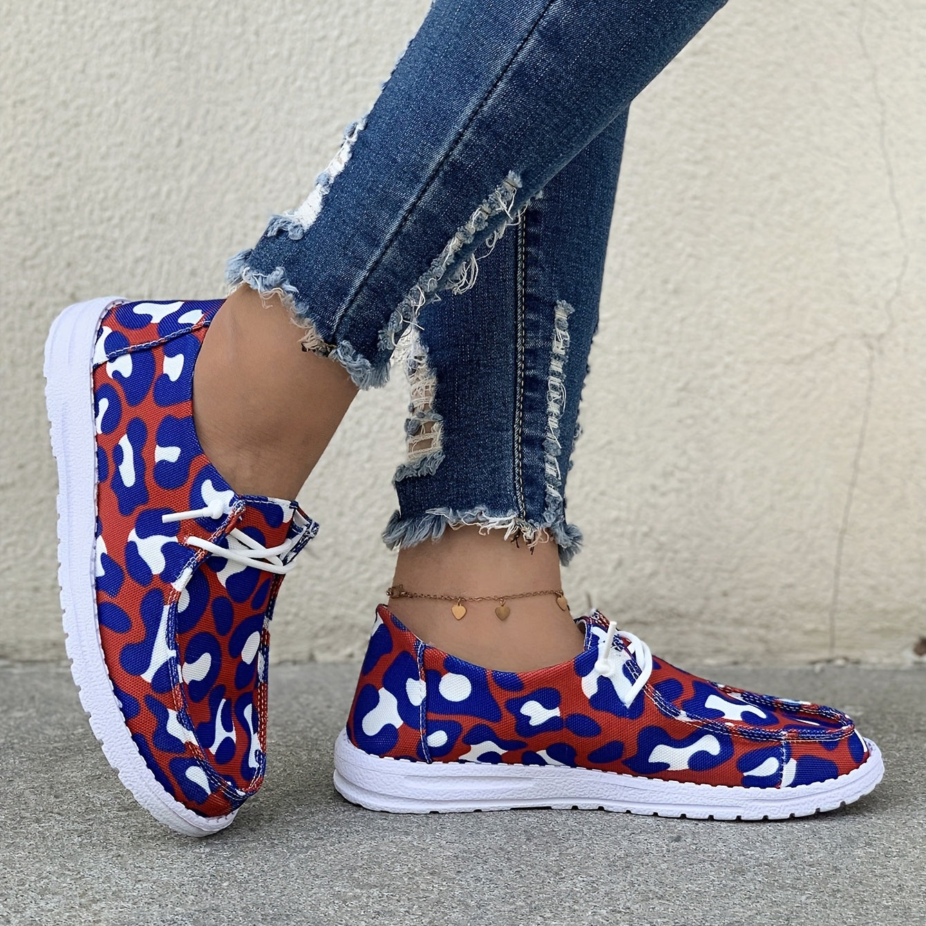 Leopard Pattern Canvas Casual Flat Shoes Lightweight Outdoor Walking Shoes