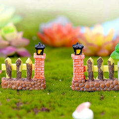 2pcs Fence Door Set Realistic DIY Dollhouse Ornament for Kids