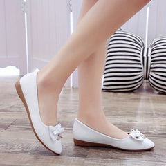 Women's Pointed Toe Ballet Flats with Bow Decor