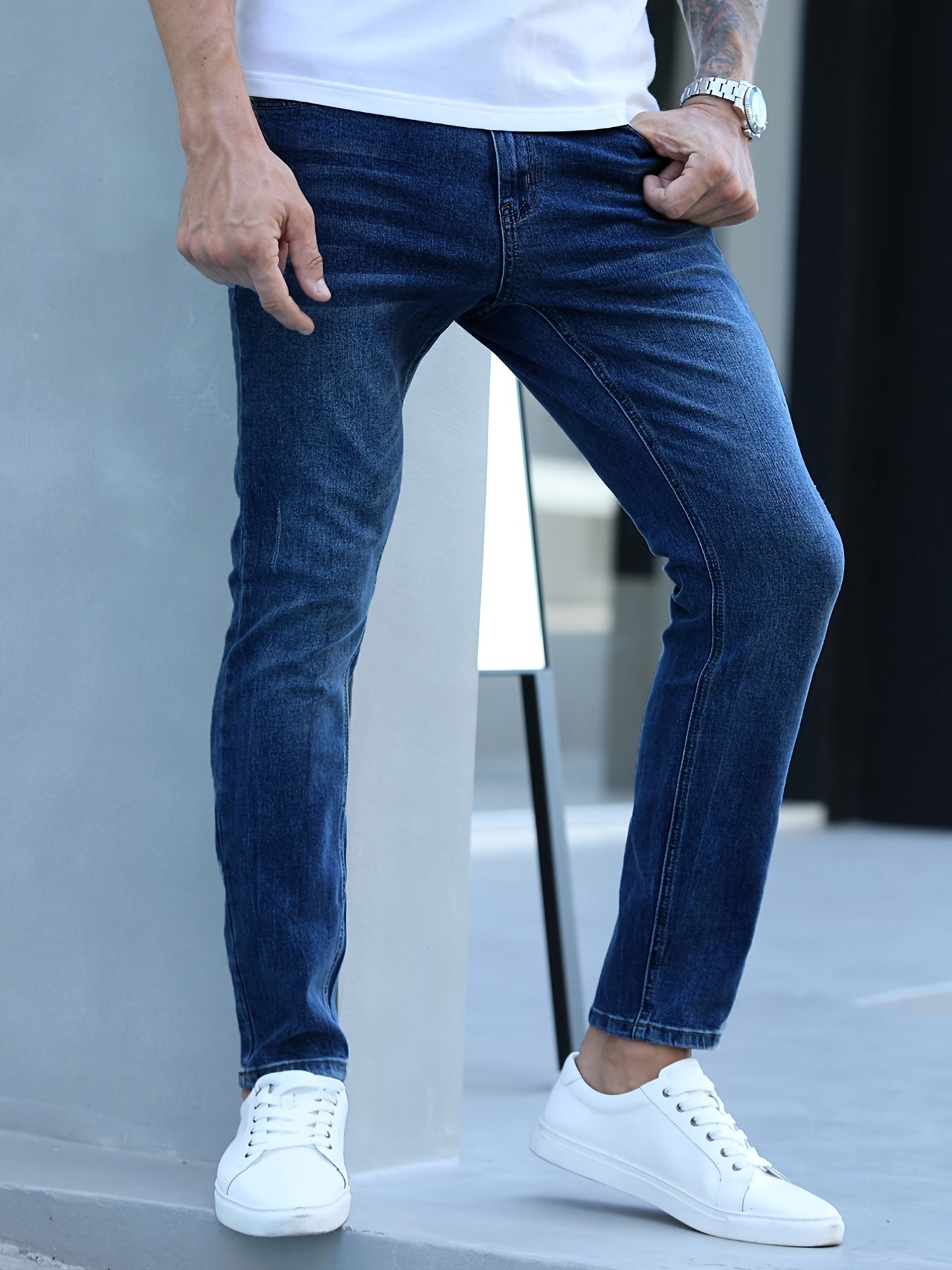 Men's Slim Straight Fit Washed Denim Pants