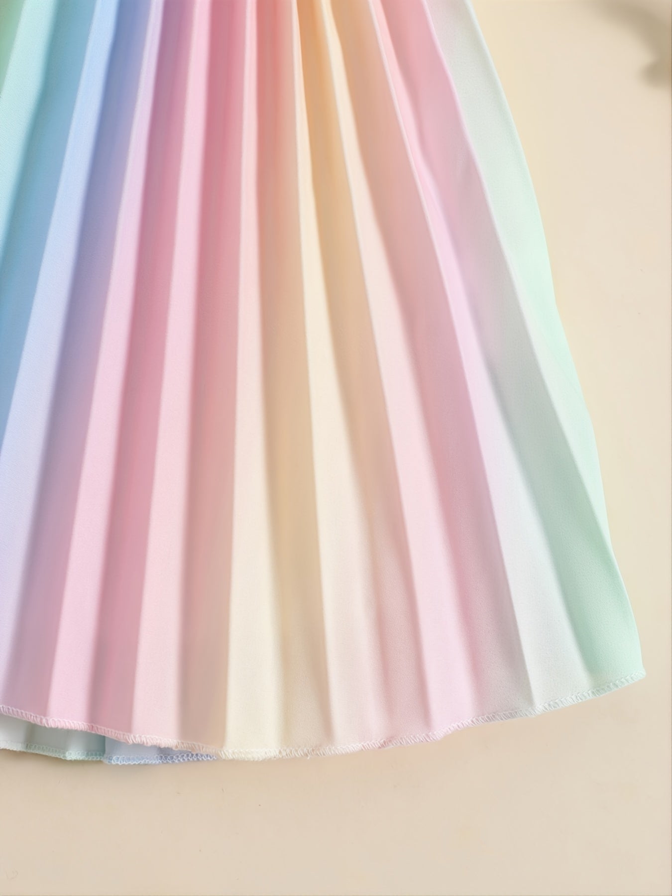 Girls Small Flying Sleeve Gradient Colorful Pleated Dress