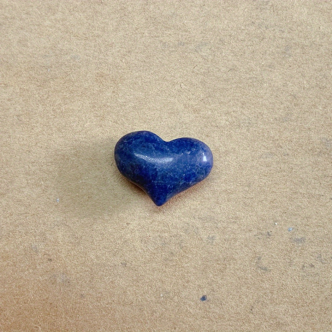 Heart Crystals Shaped Healing Crystal Palm Set Bulk