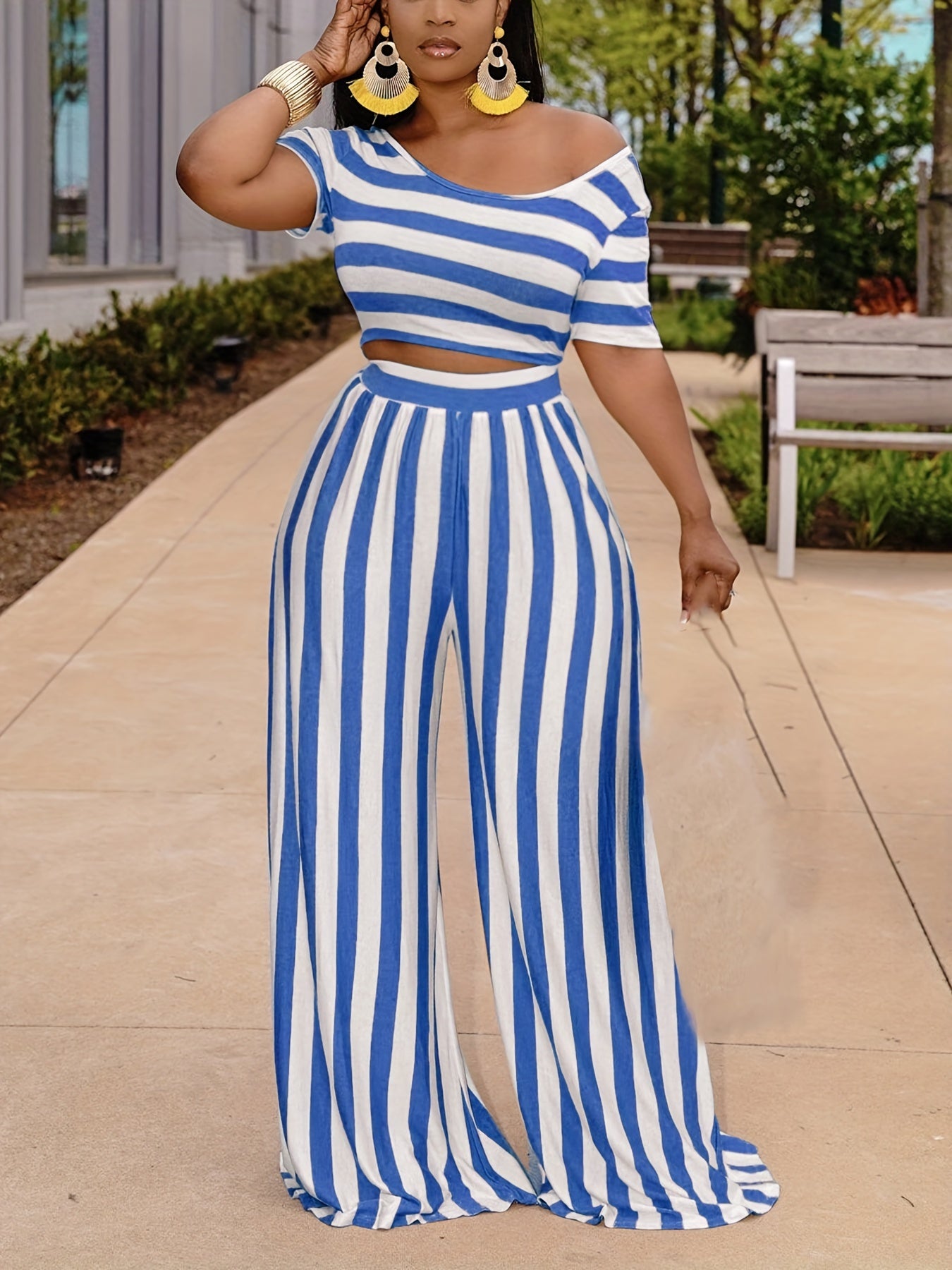 Striped Two Piece Set Short Sleeve Crop Top & Wide Leg Pants Women's Outfit