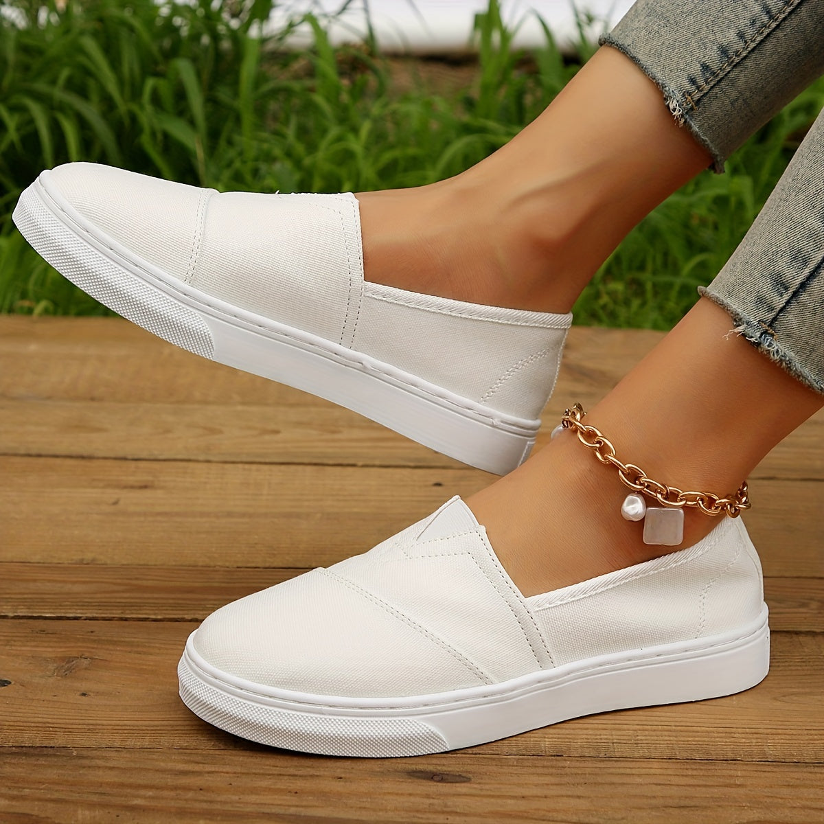 Women's Canvas Slip On Outdoor Shoes Lightweight Low Top Sneakers
