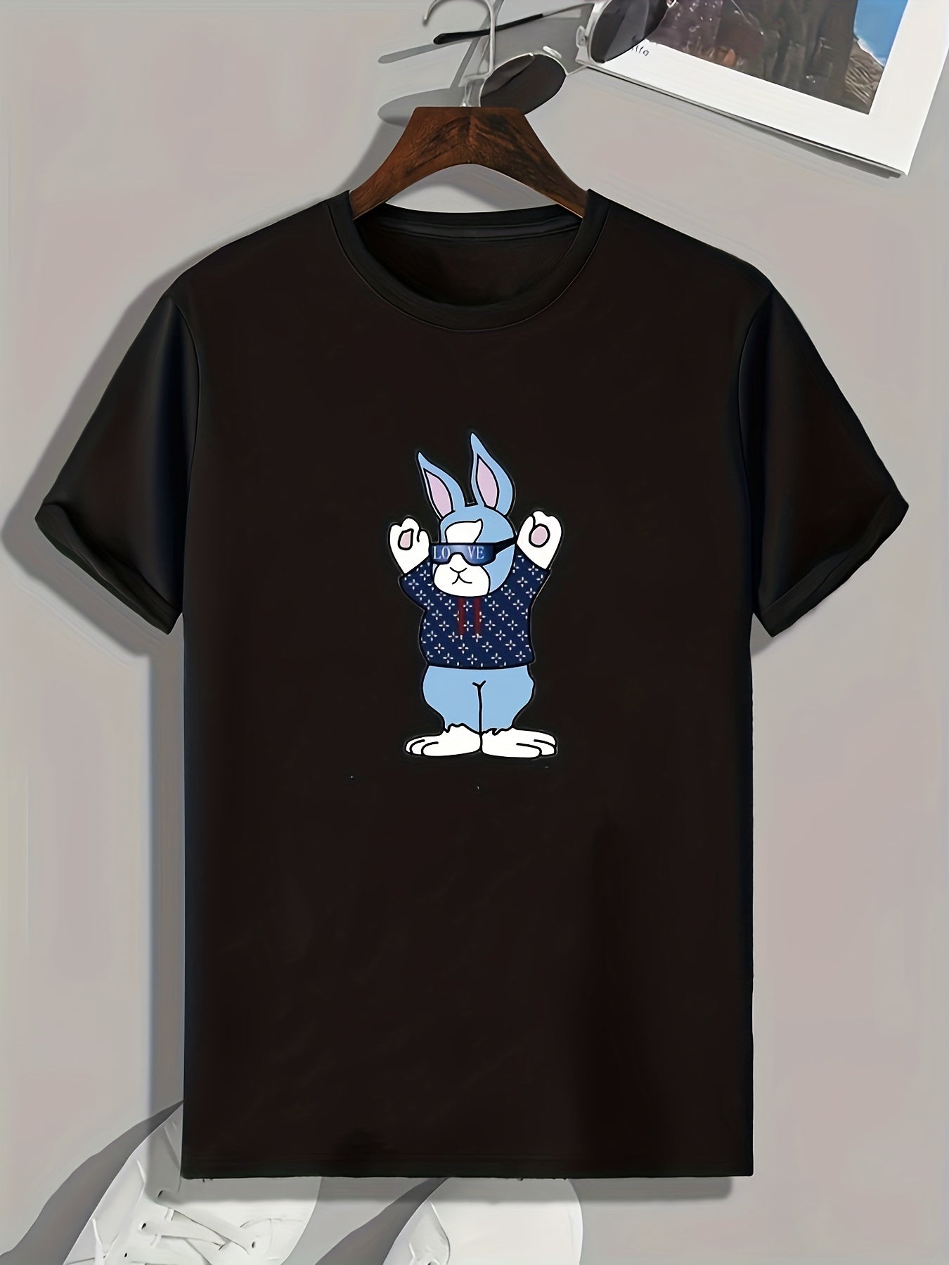 Bunny Pattern Print Men's Comfy Sports T shirt Graphic Tee