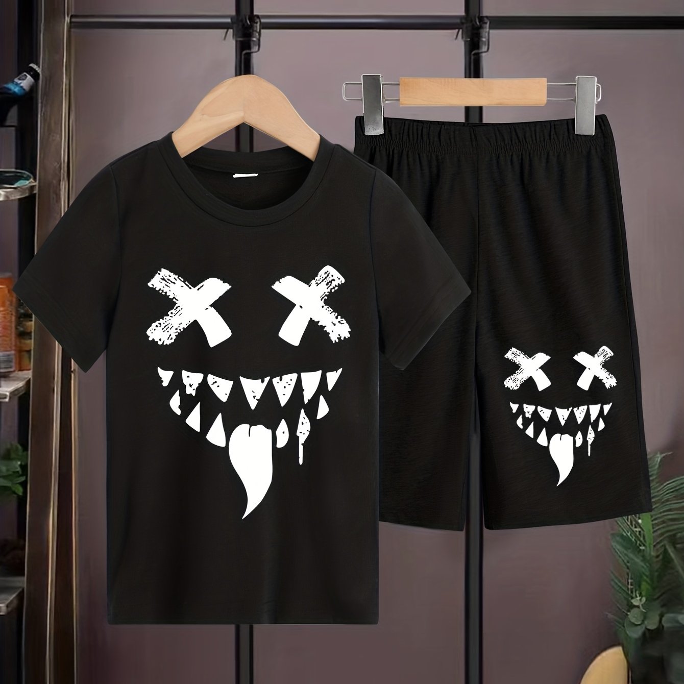 Boy's Funny Face Pattern 2pcs T shirt & Shorts Set Halloween Style Outfits