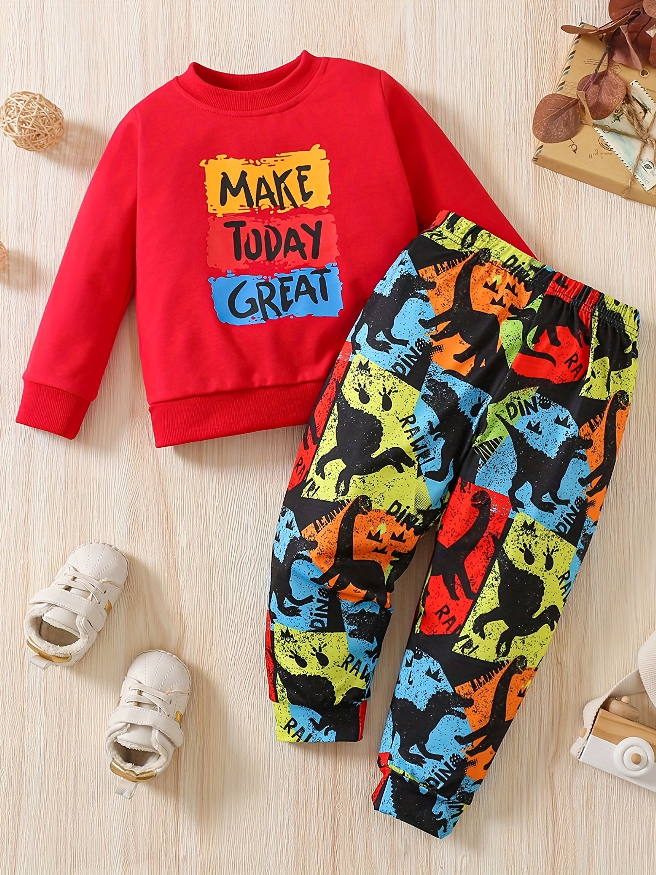 2pcs Baby Boys Pullover Sweatshirt & Dinosaur Print Pants Set Kids Clothes