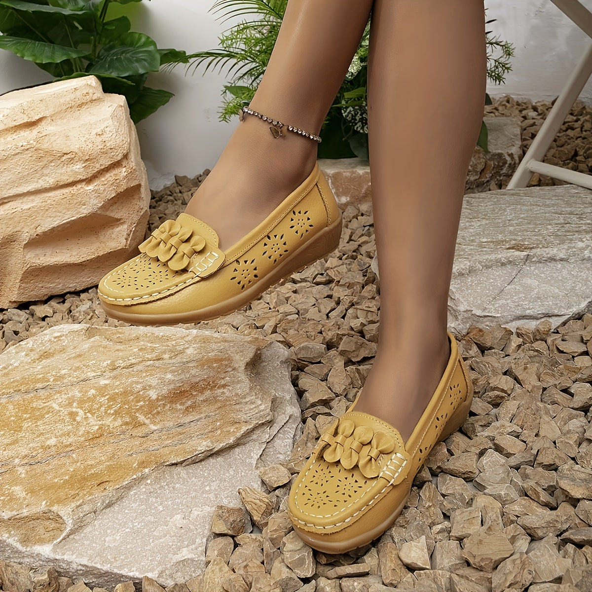 Women's Bowknot Loafers Slip On Low Round Toe Hollow Out Non-slip Shoes