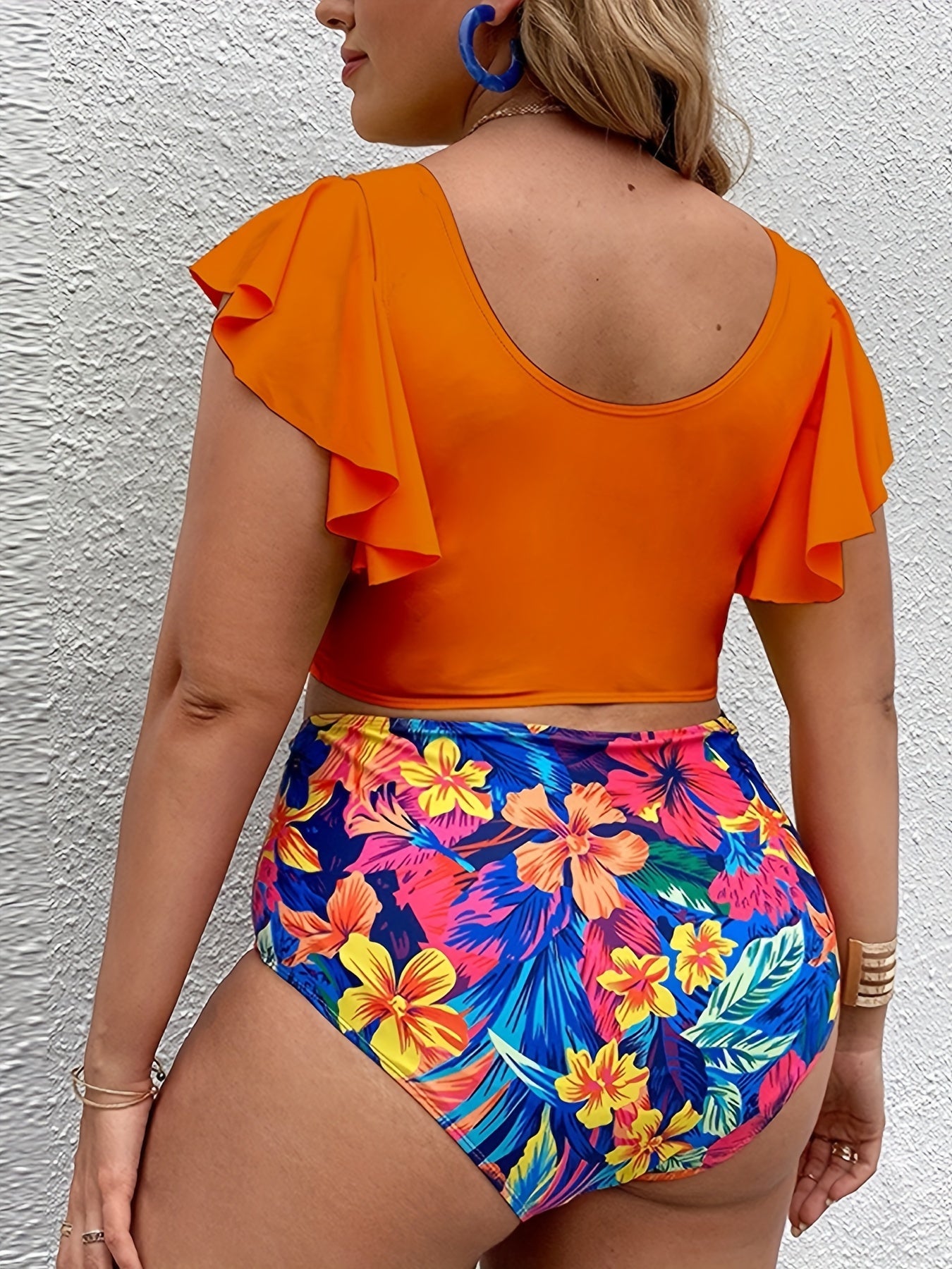 Women's Plus Size Tankini Set Solid Ruffle Sleeve V Neck Top & Floral Print Swim