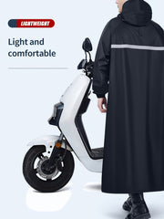 Men's Lightweight Waterproof Hooded Raincoat