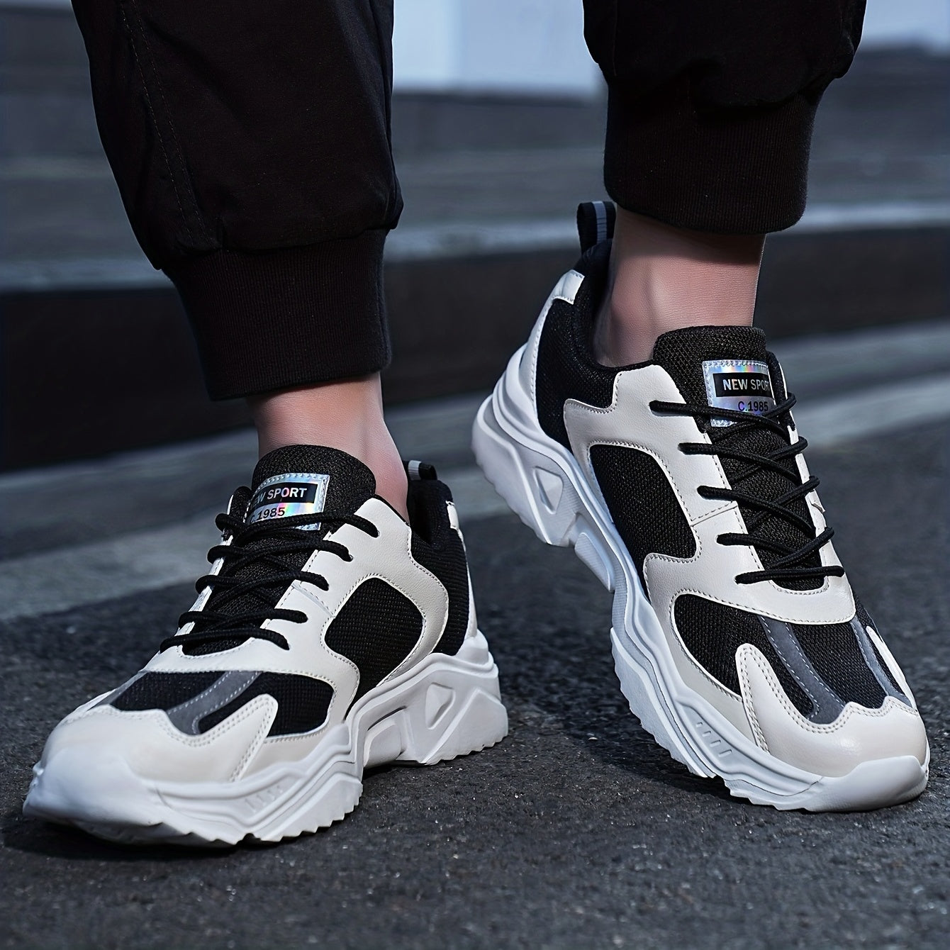 Men's Shock Absorbing Running Sneakers Breathable & Comfy for Jogging